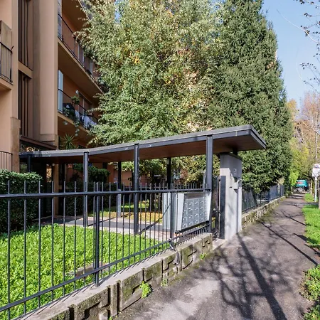 White Pearl Bgy Station Apartment Bergamo