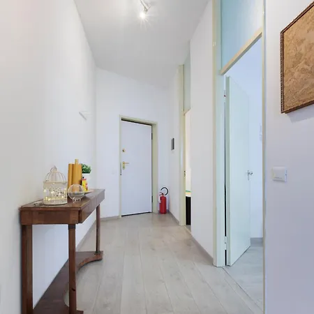 White Pearl Bgy Station Apartment Bergamo