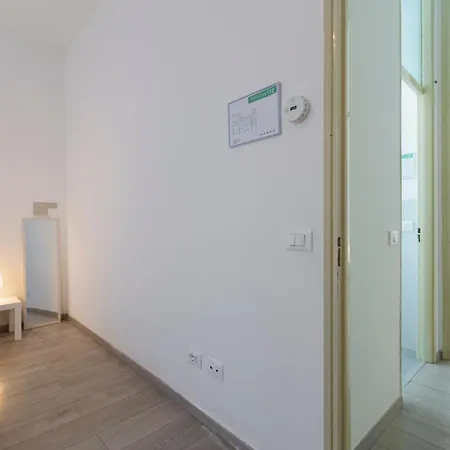 White Pearl Bgy Station * Bergamo