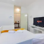 Apartamento White Pearl Bgy Station *