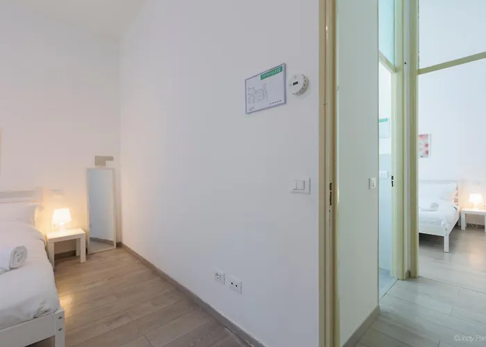 White Pearl Bgy Station * Bergamo